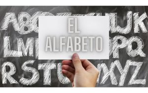 Lee más sobre el artículo La historia del alfabeto: Explicación para niños