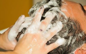 Lee más sobre el artículo Shampoo: Explicación para niños