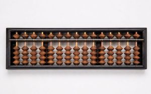 Lee más sobre el artículo ¿Cómo aprender a usar el soroban japonés?